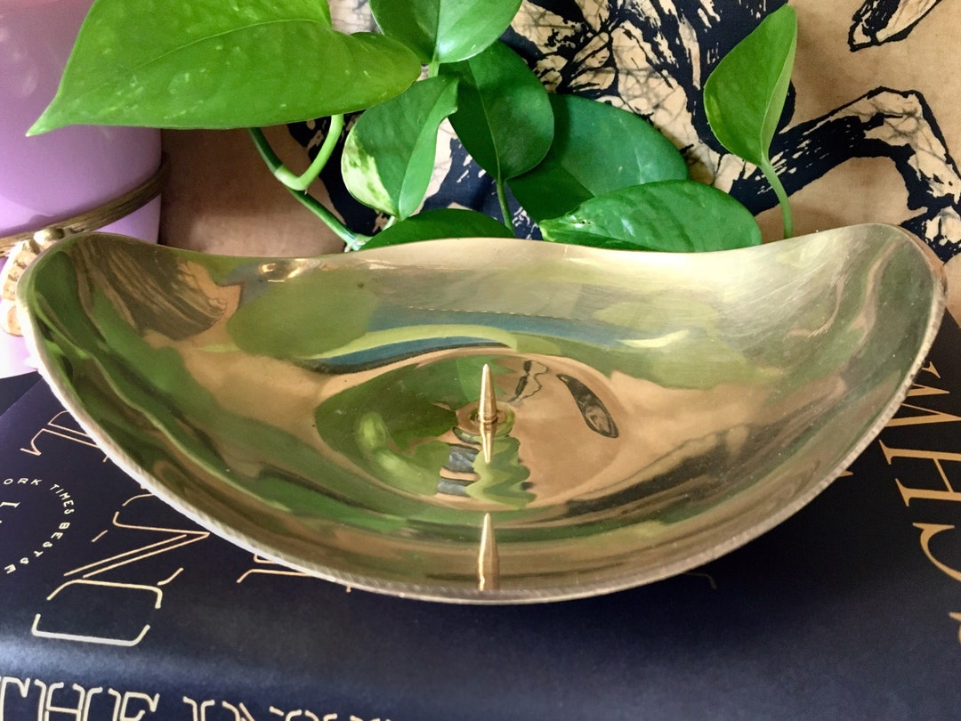 Vintage Curved Brass Pillar Candle Holder Plate With Spike Etsy