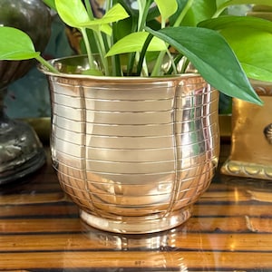 Vintage Round Brass Cachepot Planter - Ribbed Gold Metal Indoor Planter