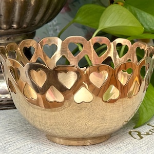 Vintage Brass Heart Cutouts Bowl with Scalloped Rim - Decorative Display Catchall Bowl