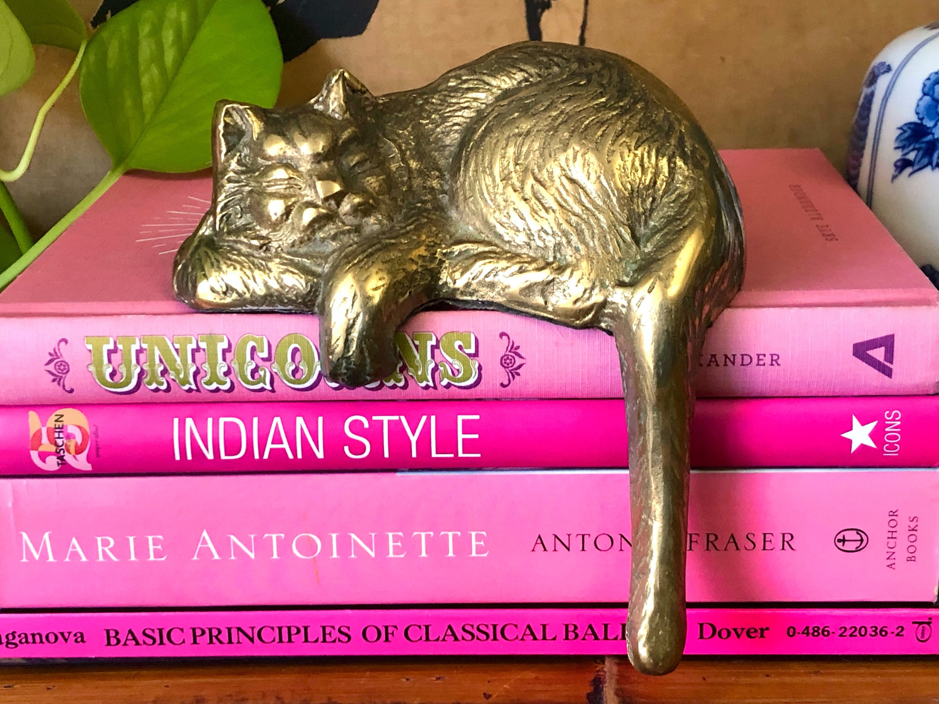 VINTAGE Brass Sleeping Kitty Cat Book Stack Topper/Mantel Figurine