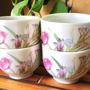 Vintage Set of 4 Floral Japanese Porcelain Sake Cups or Tea Cups