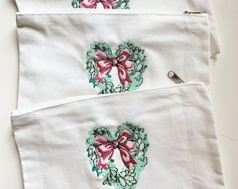 Valentine Zipper Goodie Bag - boxwood heart wreath, canvas bag, teacher gifts, kid gifts, cute