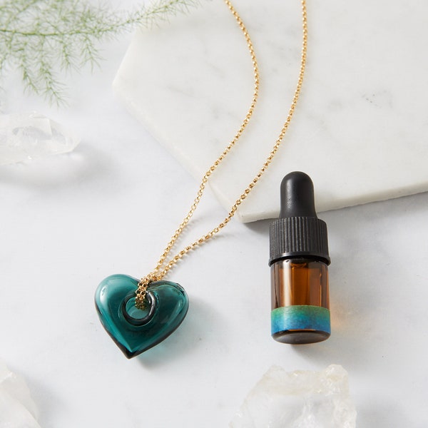 Heart Aromatherapy Necklace: HARMONISE to Restore Equilibrium