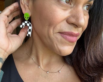 Alien Checkered Drop Earrings – Retro Cosmic Statement Earrings Quirky