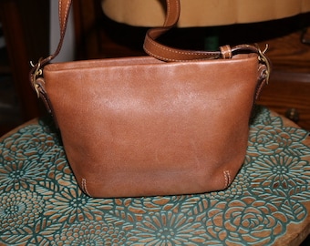 Coach ~ Leather ~ Small ~ Bag ~ 8
