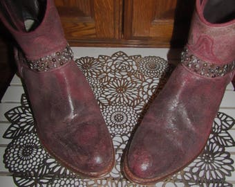 Frye ~ Boots ~ Maroon ~ Distressed ~ Leather ~ Studded ~ Harness ~ Stylish ~ Mint ~ Recycled ~ Vintage ~ Women's Size M