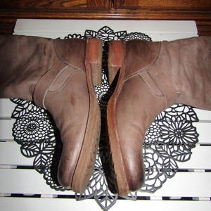 Frye Boots Engineer Style Garment leather Taupe Distressed Vintage Recycled Women's size 11 Med/ Narrow image 4