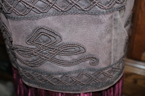 Double D Ranchwear ~ Leather ~ Embroidered Vest ~… - image 4