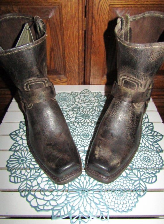 frye distressed boots