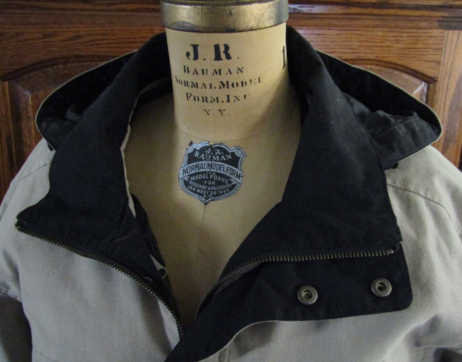 Eddie Bauer ~ Legend ~ Grays Harbor Parka ~ Zip Out Liner