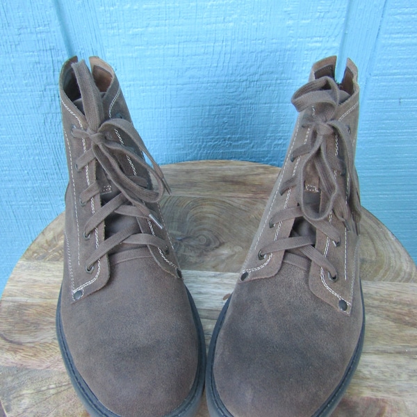 Sketchers ~ Chukka Boots ~ Suede ~ Brown ~ Retro ~ Vintage ~ Recycled ~ Men's size 9 1/2 M