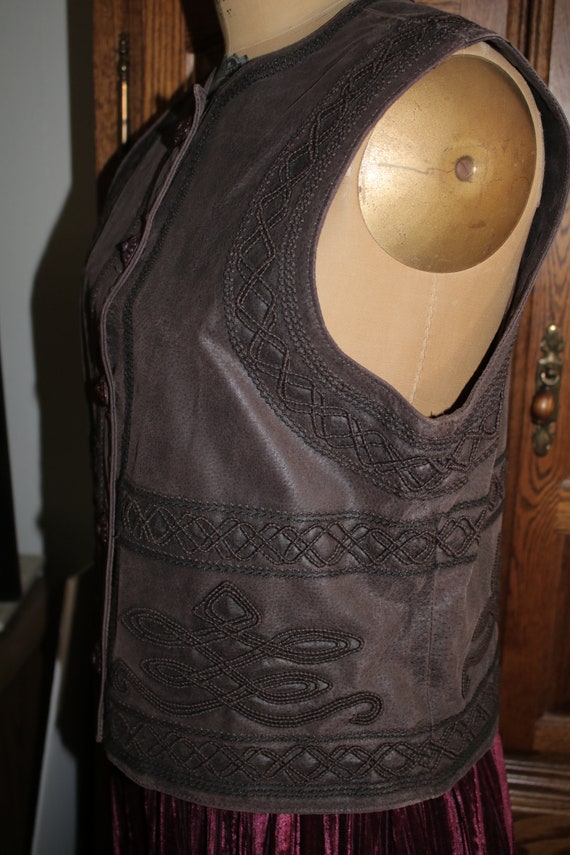 Double D Ranchwear ~ Leather ~ Embroidered Vest ~… - image 6