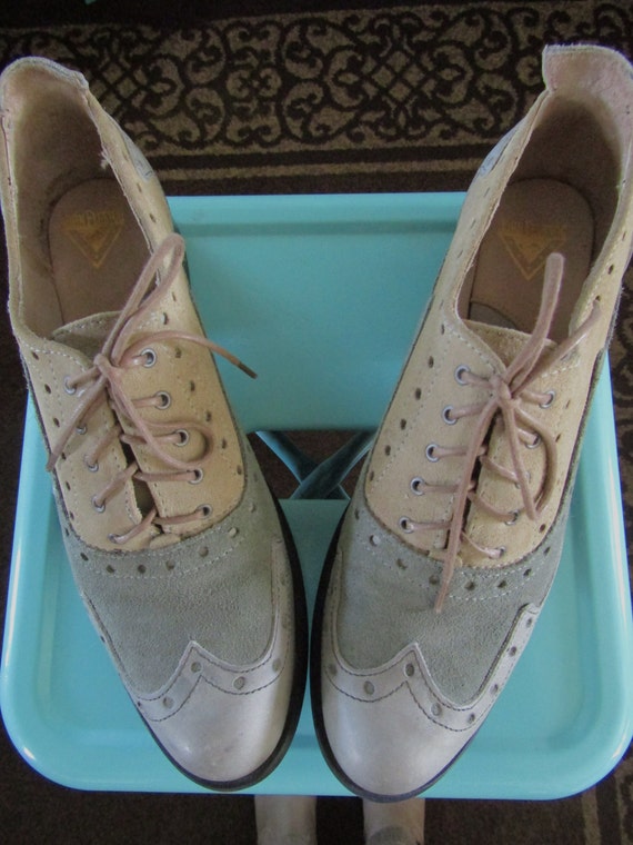 Fluevog Wing Tip Stylish Sueded Green 