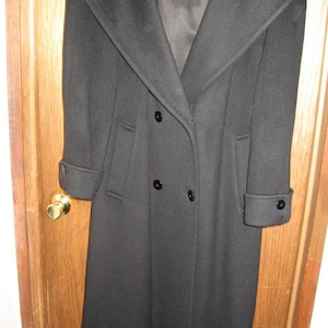 Forecaster of Boston Made in USA  100% Wool Long Hooded Shawl Collar Black Coat Excellent Vintage Condition Size 15/16