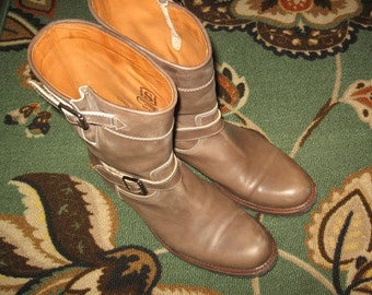 Sendra~Boots ~ Quality ~ Vintage~Taupe Leather ~ Engineer~Awesomely Clean~ Women's Size 11 N/M Width