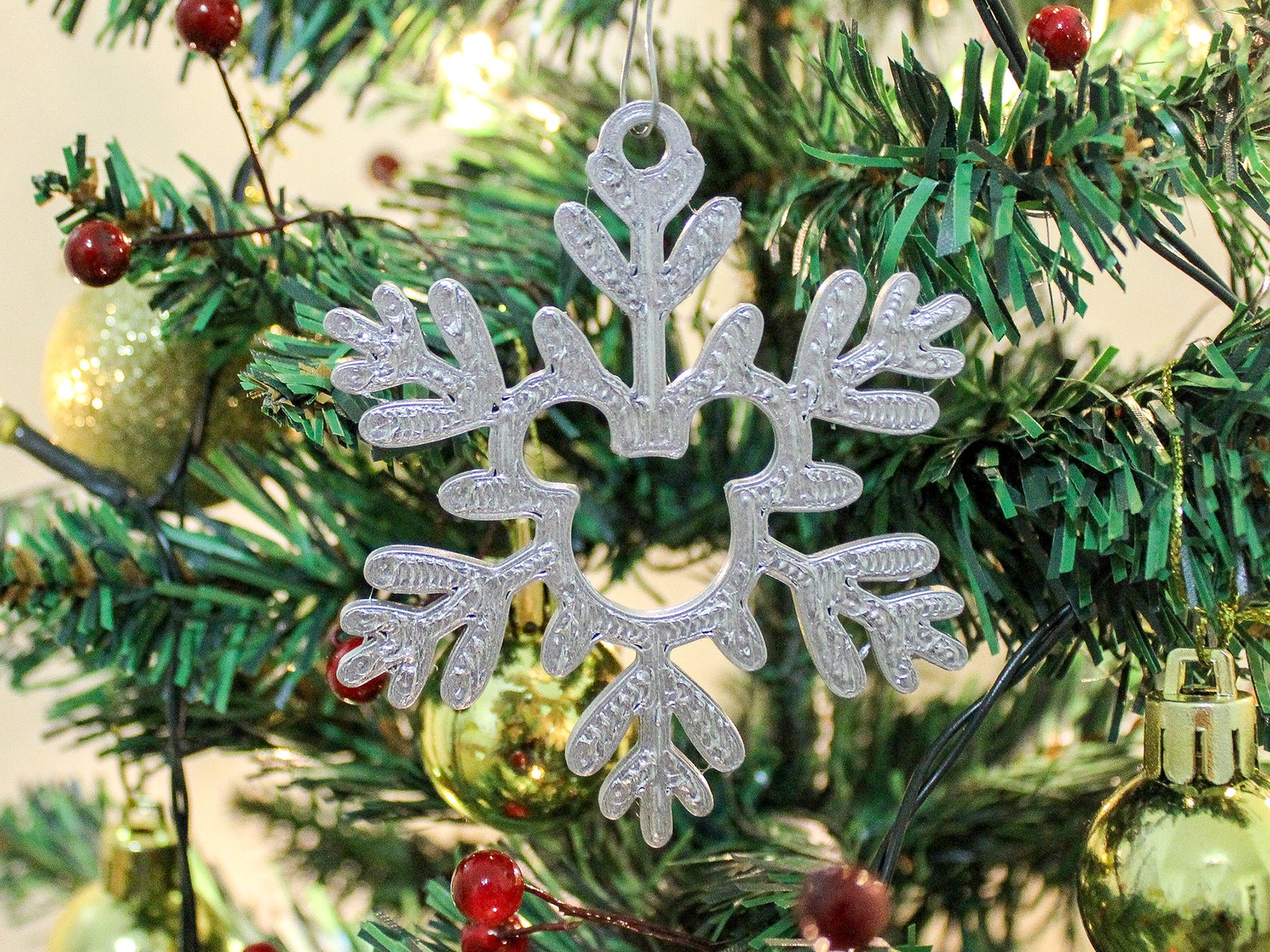 Hidden Mickey Style E 3D Printed Snowflake Ornaments - Etsy