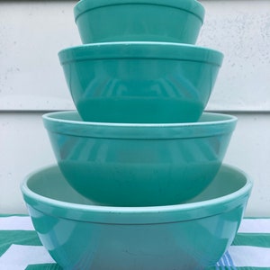 Robin Egg Blue Pyrex 404 - Etsy
