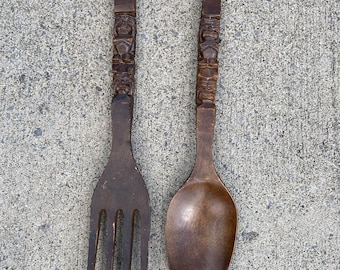 Vintage Retro Large Wooden Fork and Spoon Carved Tiki Totem Oversize Wall Decorations 22.5”
