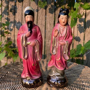 Vintage Chinese Art Pottery Figurines Man and Woman Nobleman Asian Oriental Art Figures Pair