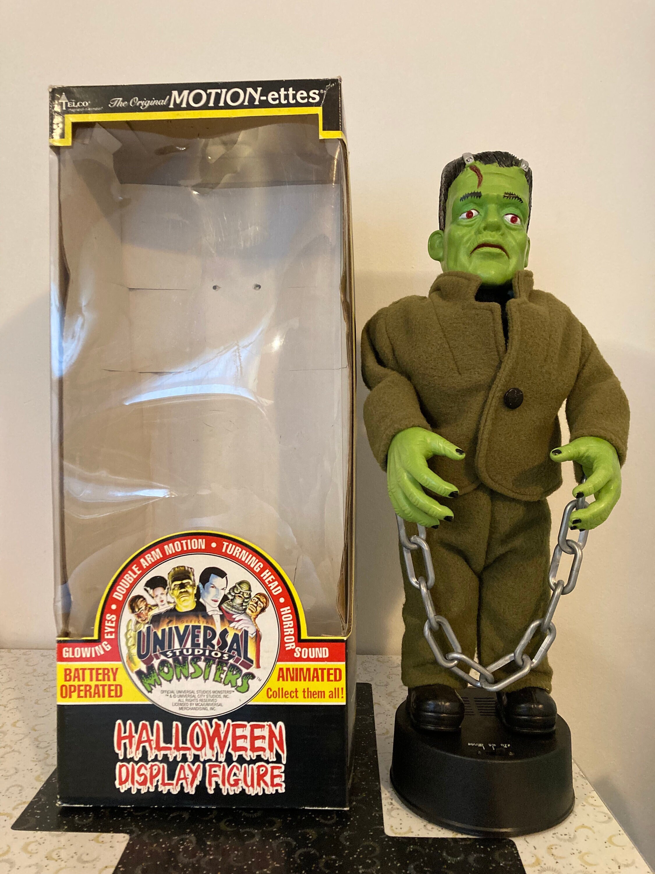 Vintage Frankenstein 1992 Universal Studios Monsters Motion
