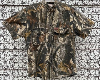 Vintage Woolrich Camo Realtree Hardwood Short Sleeve Button Up Hunting Shirt MEDIUM