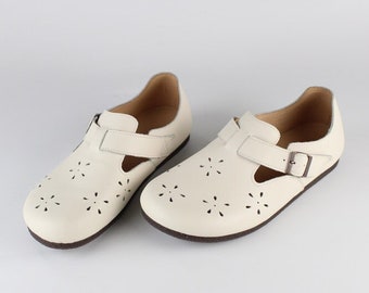 Handmade Women Round Toe Shoes, Flat Leather Shoes,Comfortable Oxford Shoes, Soft Leather Shoes, Casual Shoes, Slip-ons