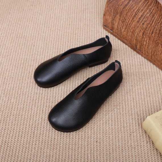 Handmade Women Black Flat Leather Shoes, Oxford Shoes, Retro Leather Shoes, Slip Ons, Very Comfortable Simple Shoes
