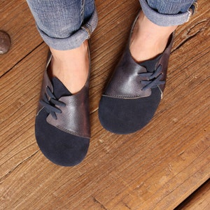 Handgemaakte damesschoenen, donkerblauwe Oxford schoenen, platte schoenen, retro leren schoenen, casual schoenen, Slip Ons, Loafers afbeelding 2