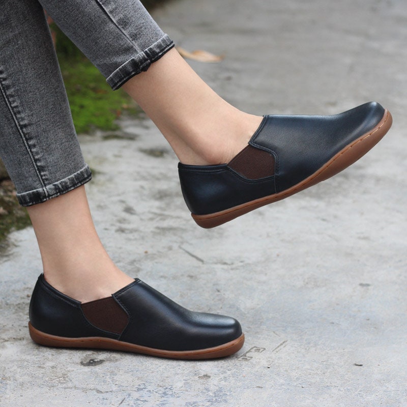 black flat leather shoes womens