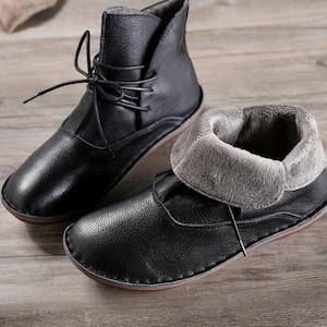 Handmade Women Black Warm Leather Boots,Ankle Boots for Winter,Oxford Women Shoes, Flat Shoes with Plush Inside, Black Booties