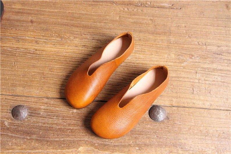 Handmade Women Shoes,Oxford Shoes, Flat Shoes, Retro Leather Shoes, Slip Ons image 3