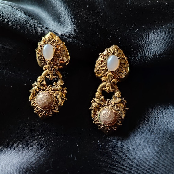 Jolie Paire De Clips D'oreilles Début 1900 - Style Vintage, Couleur Doré, Occasion