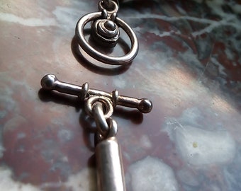 Collier Vintage Argenté De Marque Ubu - Style Moderniste - Belle Qualité