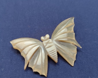 Broche Ancienne Art Nouveau En Corne Bovine - Occasion Bon état