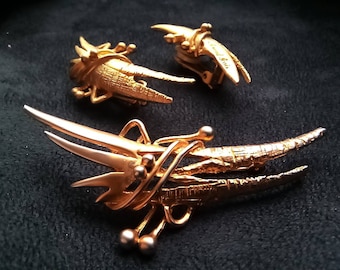 Broche Vintage Créateur Arnaud Paris - Années 60 - Panier En étain Doré - Occasion