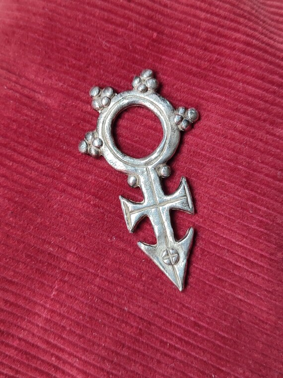 JACKY DE G. Paris Cross Pendant Pure Vintage 1980 French