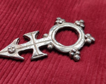 JACKY DE G. Paris Cross Pendant pure vintage 1980 French Style Urban Street man, for him or her, Modern Cross Stylized Tuareg Agadez