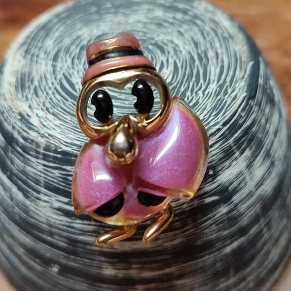 Gripoix Orena Paris 1950 Brooch Incredible pinkish black enamel iridescent glass, Stylized penguin hat bird design Gold tone Collector luxury jewel