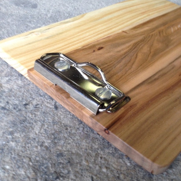Reclaimed pallet wood clipboard