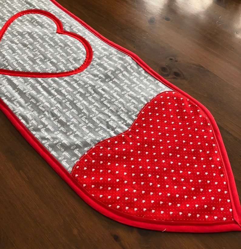 Table Runner Quilted Reversible