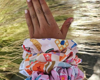 swim scrunchie hair tie child