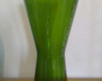 Wazon w kolorze starego zielonego drewna