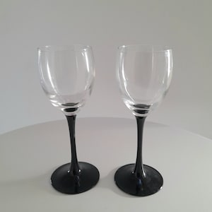 Luminarc x 4 Wine Glasses