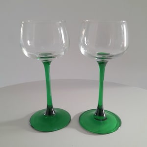 Luminarc x 2 Wine Glasses