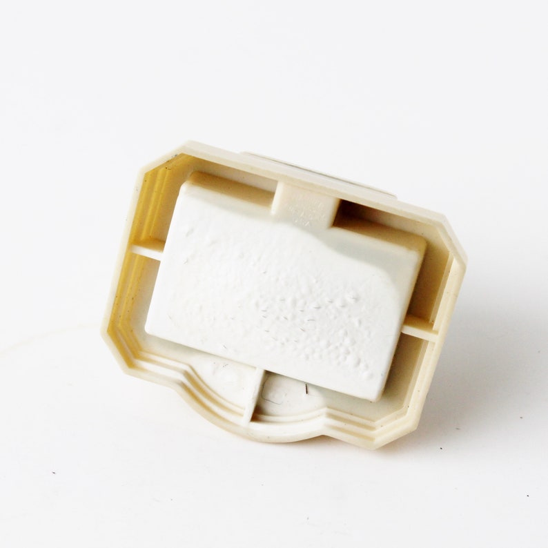 PRESENTATION BOX Vintage Plastic Celluloid Molded Ring Jewelry Display