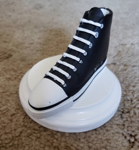 chuck t's