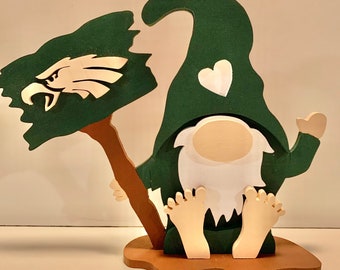 Scroll saw cut Philadelphia Eagles gnome