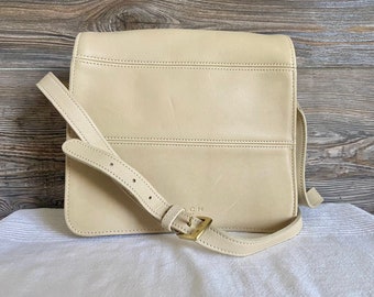 Vintage COACH Tribeca 9092 Beige Leather Flap Shoulder Bag Ship Free