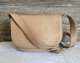 Vintage COACH Sonoma 4919 Beige Leather Small Flap Messenger Shoulder Bag