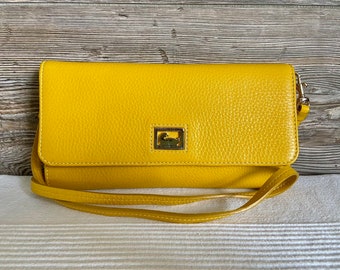 Dooney Bourke Parasole Vintage Leather Backpack Yellow  display picture 3